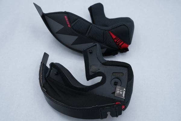 ls2:https://portal.ls2usa.com/images/accessories/04-(391.393.395.396)Thunder_FIM_Slim_Cheek_Pad.JPG