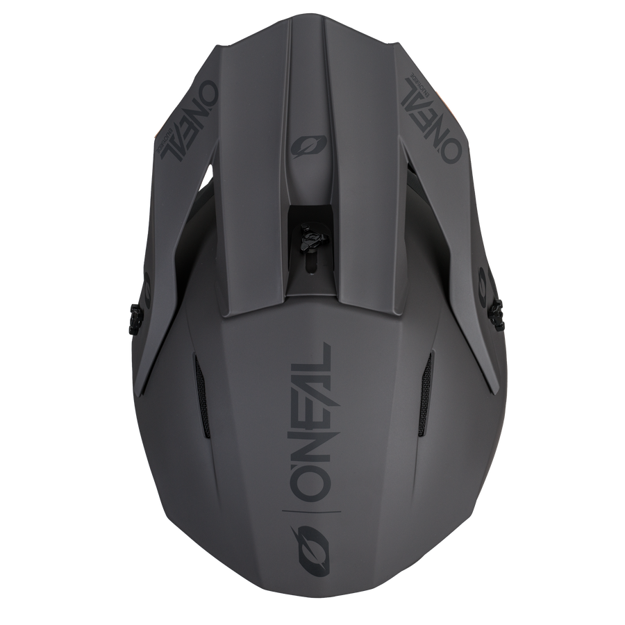 oneal:https://cdn.shopify.com/s/files/1/0550/1547/3316/files/2026_ONeal_4SRSHelmetSOLID_black_GRAY_TOP.png